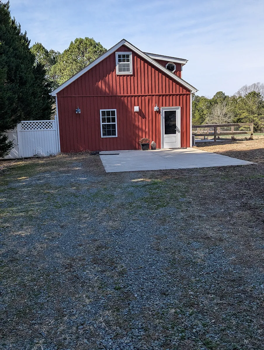 Building Photo - 75 Cedar Run