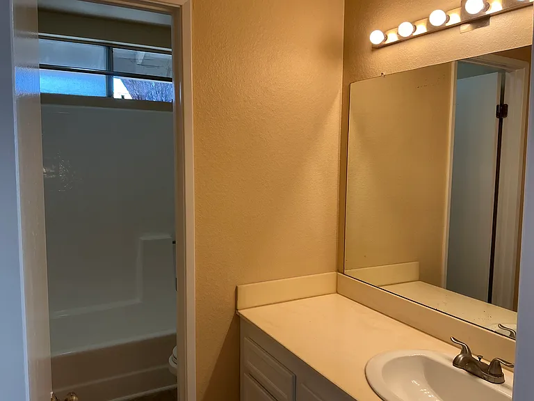 3205 E Fox Run Way — Photo 17