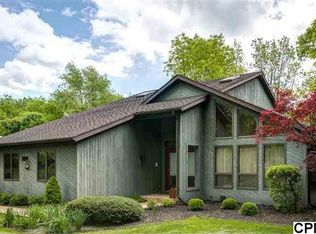 6313 Auburn Dr, Mechanicsburg, PA 17050