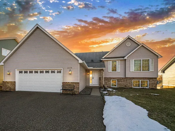 4209 W 144th St, Savage, MN 55378