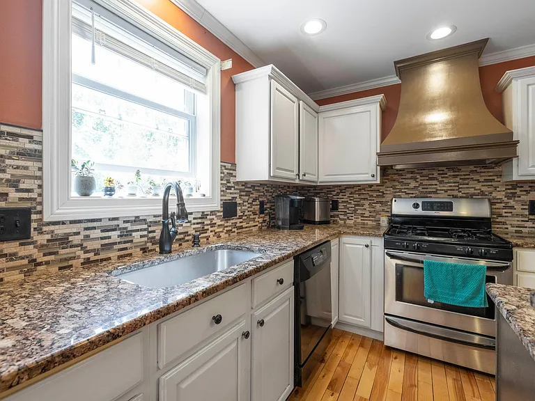 398 Sam Allen Rd — Photo 7