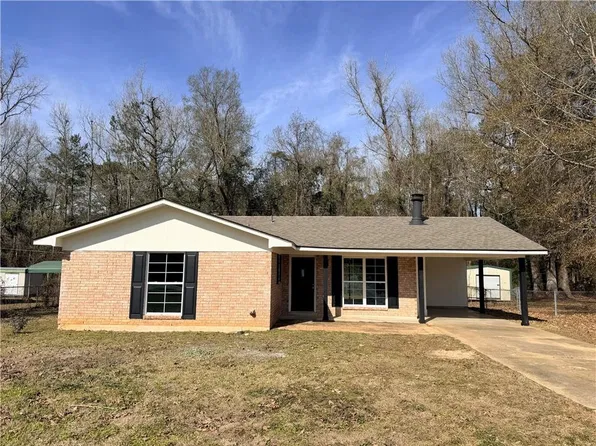 200 Irene Dr, Pineville, LA 71360