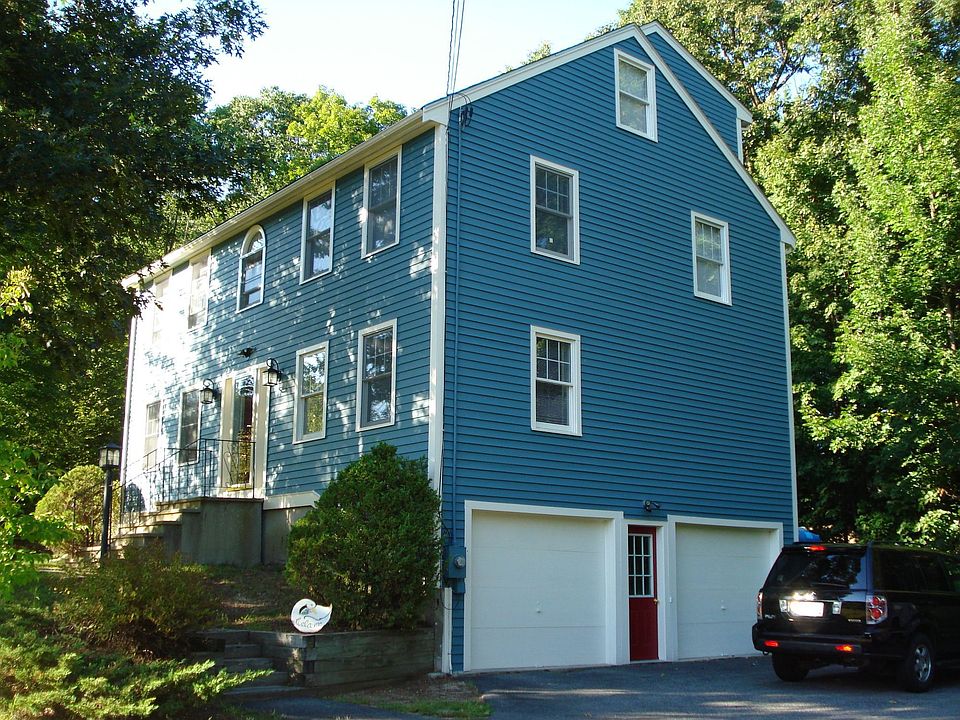 2nd image of 44 Brighton Dr