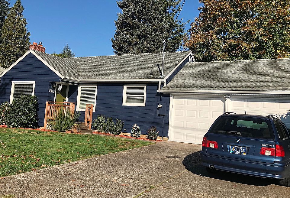 2nd image of 11231 SE Stark St