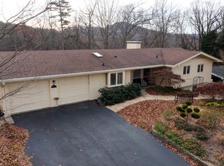 3727 Peakwood Dr SW, Roanoke, VA 24014