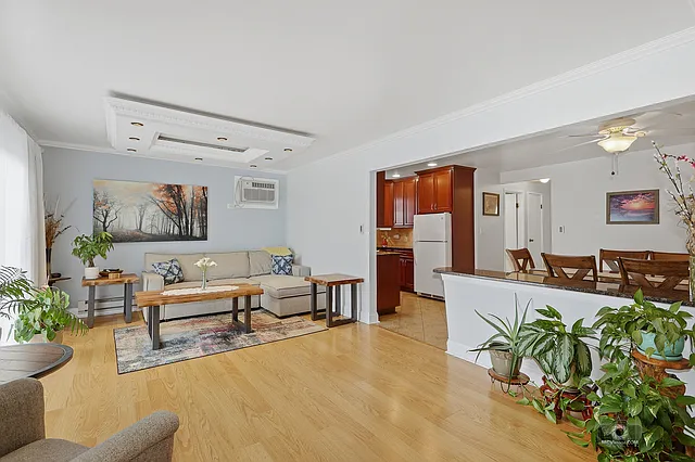 7442 W 86th St #2A — Photo 5