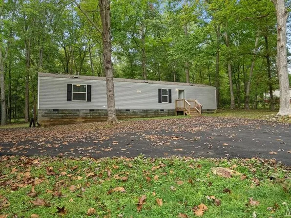 50 Laurel Ct, Bracey, VA 23919