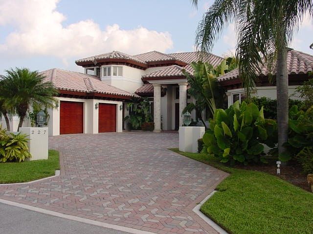 Royal Palm Yacht and Country Club