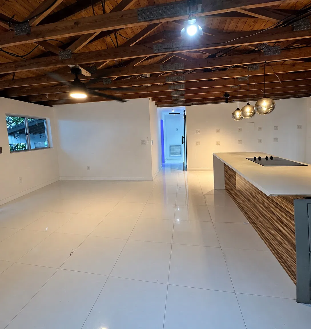 3 bed, 1300 sqft, $4,600 — Photo 4