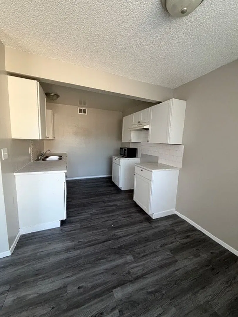 3221 Arlene Way — Photo 3
