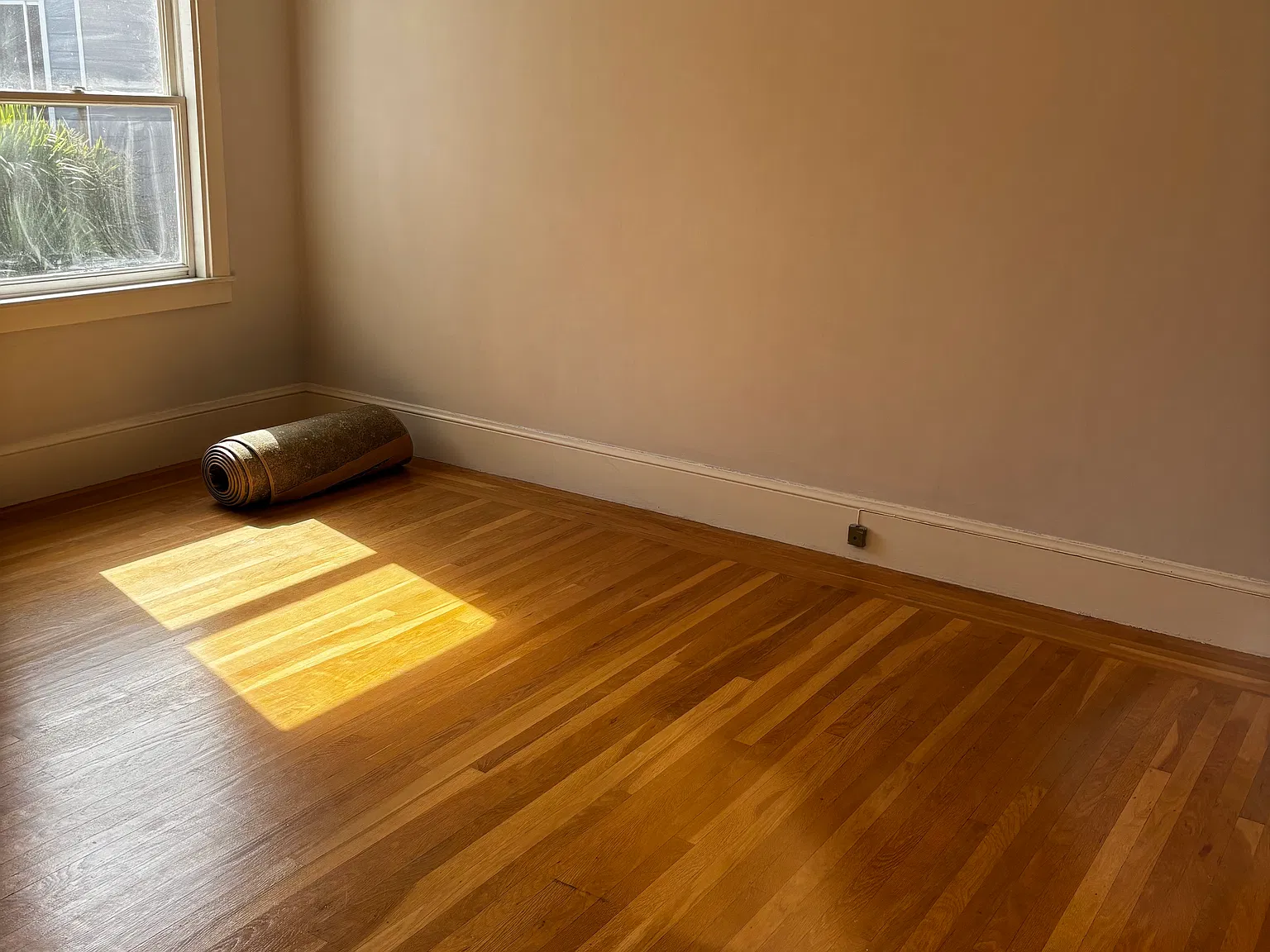 2 bed, $4,700 — Photo 4