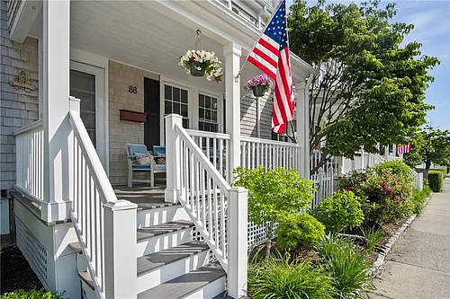 88 Kay St Photo 1