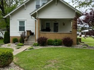 810 N High St, Salem, IN 47167