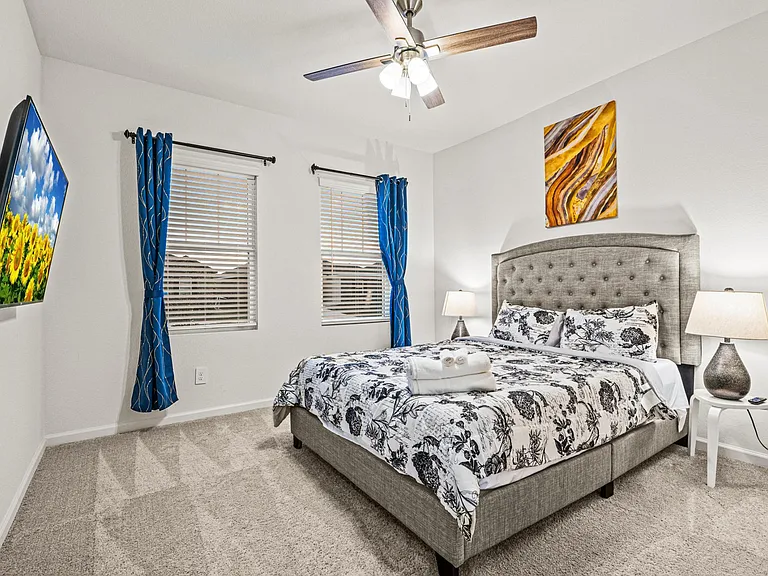 766 Camden Dr — Photo 35