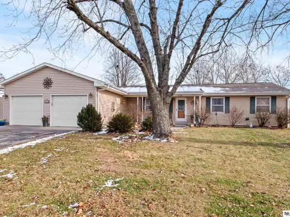 2329 McConnell Ave, Auburn, NE 68305