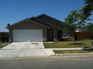 125 Yellowstone St, Tulare, CA