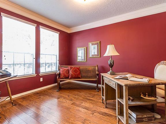 3rd image of 11711 Rivermist Ct