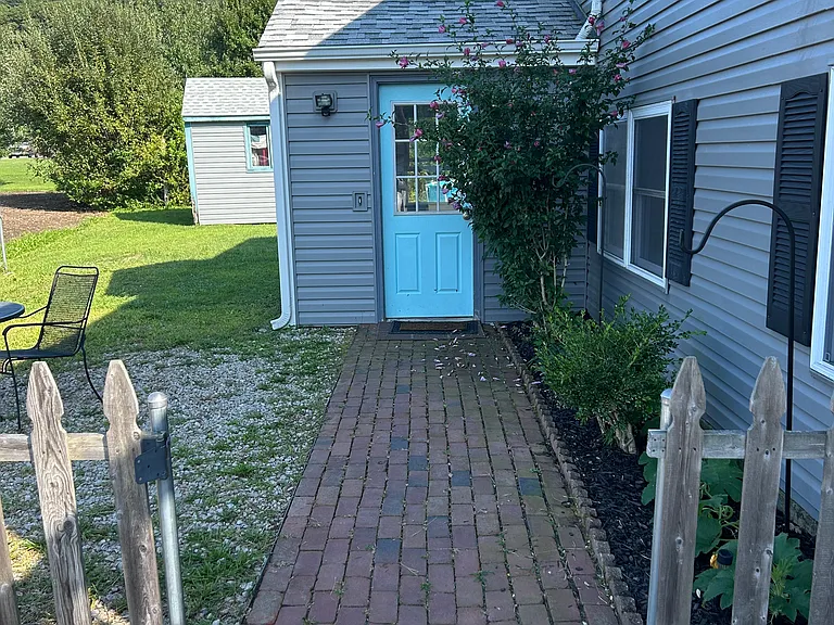 36 Bay St — Photo 8