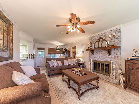 4th image of 410 Quail Dr
