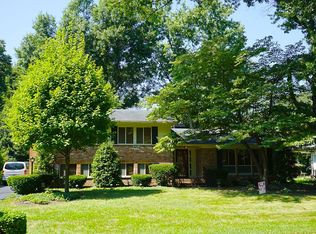 1205 Hibiscus Dr, Clarksville, IN 47129