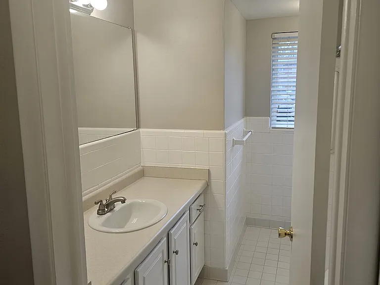 413 N Eton St #1-208-107 — Photo 5