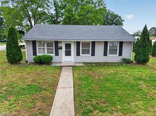 824 79th St, Newport News, VA 23605