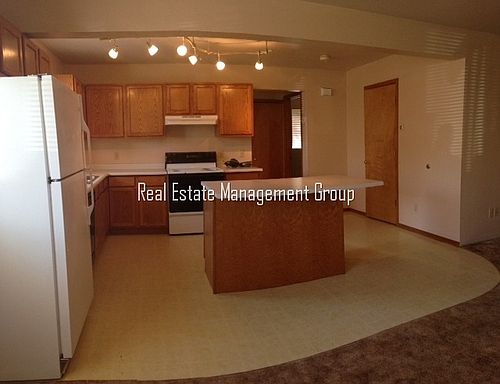 2nd image of 1325 S 1st St W APT 6