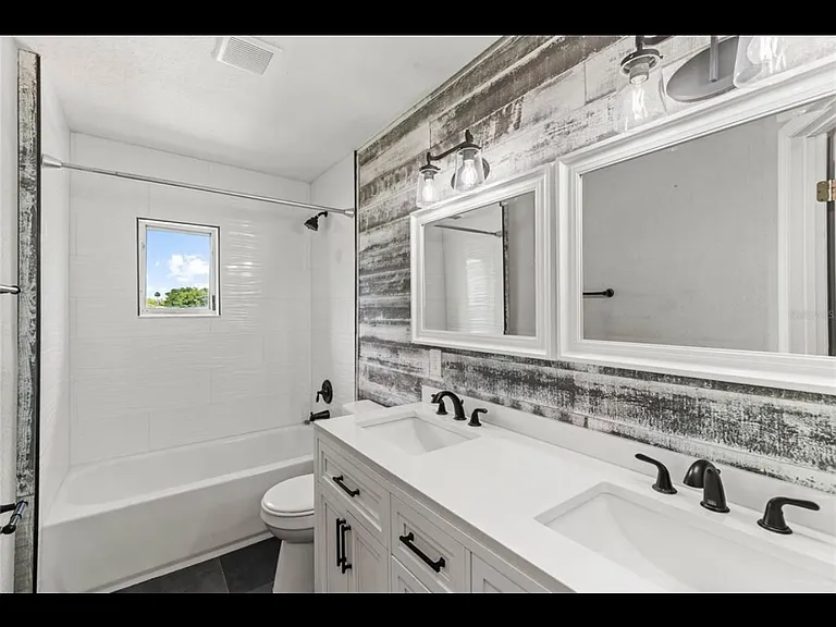 840 Bethune Dr — Photo 18