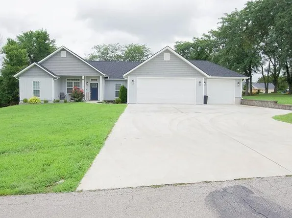 18353 Walker Dr, Warsaw, MO 65355