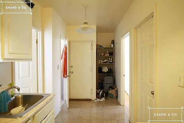 Rented by Grand & Co. | media 11