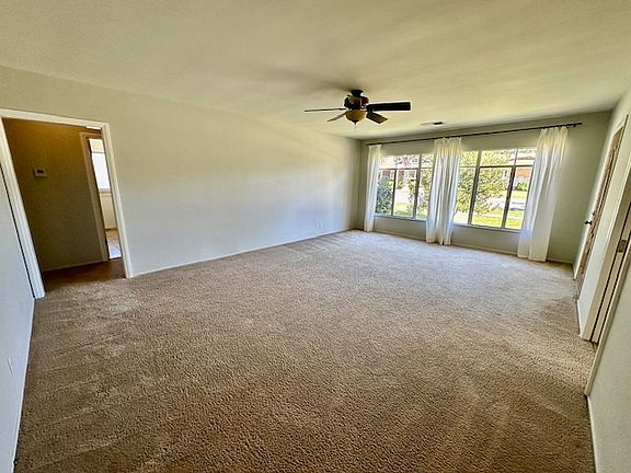 3rd image of 437 N Vista Bonita Ave
