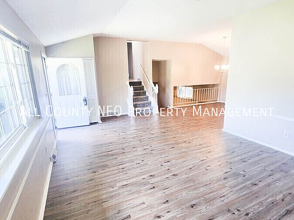5th image of 5727 Carolyn Dr