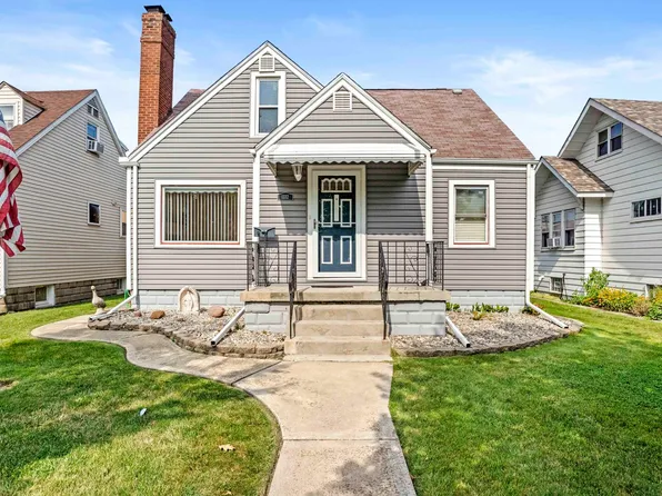 1332 Davis Ave, Whiting, IN 46394