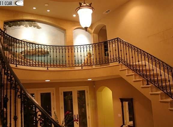 3rd image of 4088 Newport Ln