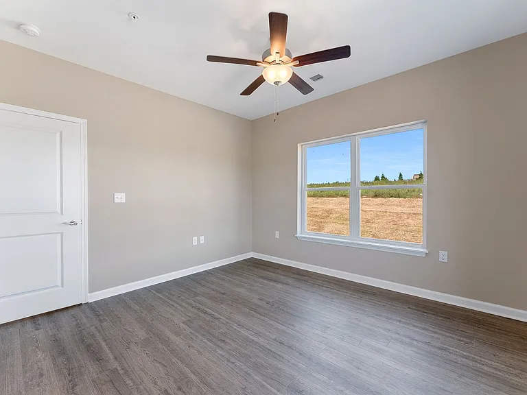 Field Haven Apartments — Photo 27