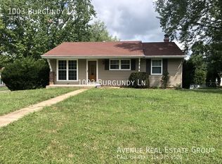 1003 Burgundy Ln, Ballwin, MO