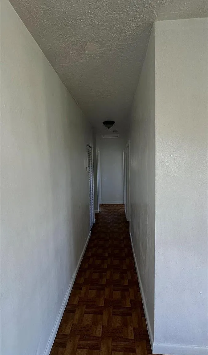 2 bed, 1.0 bath, $2,600 — Photo 2