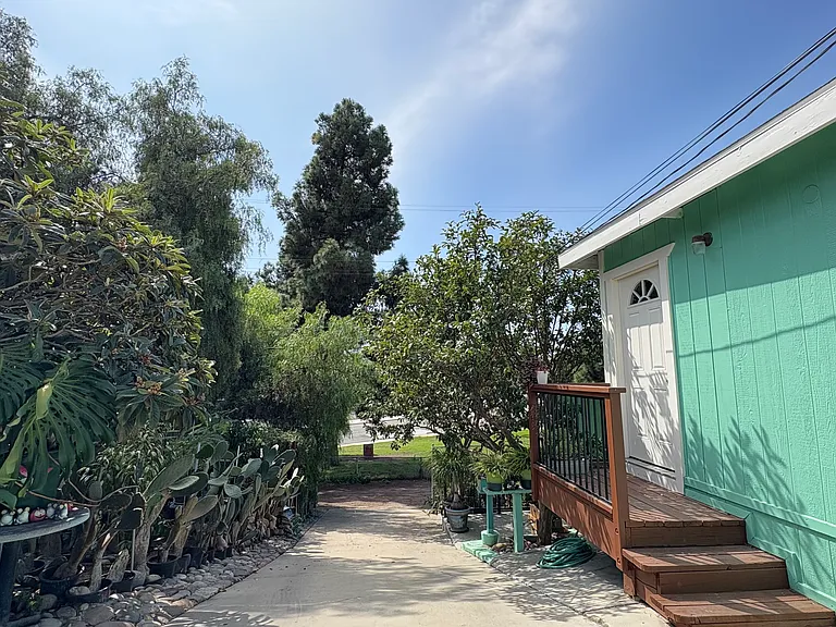 428 Cuyamaca Ave #B — Photo 4