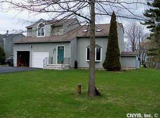 6961 Lakeshore Rd, Cicero, NY 13039