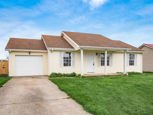 101 E Concord Ln, Bloomingburg, OH 43106