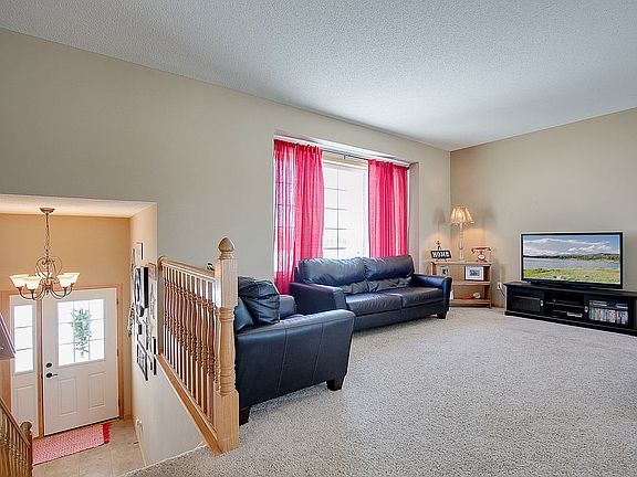 4th image of 21002 Magnolia St NW