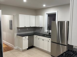 7 Elm St FLOOR 2, Dorchester, MA 02122