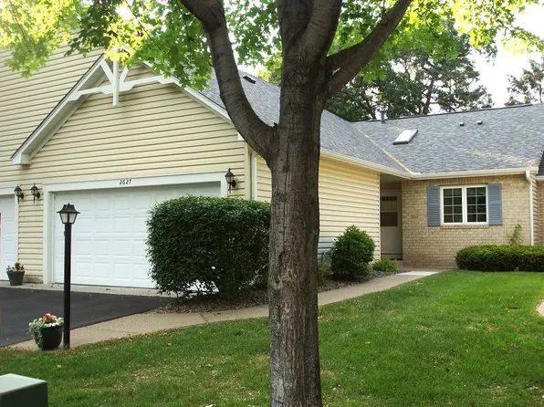 2627 Lake Court Dr, Mounds View, MN 55112