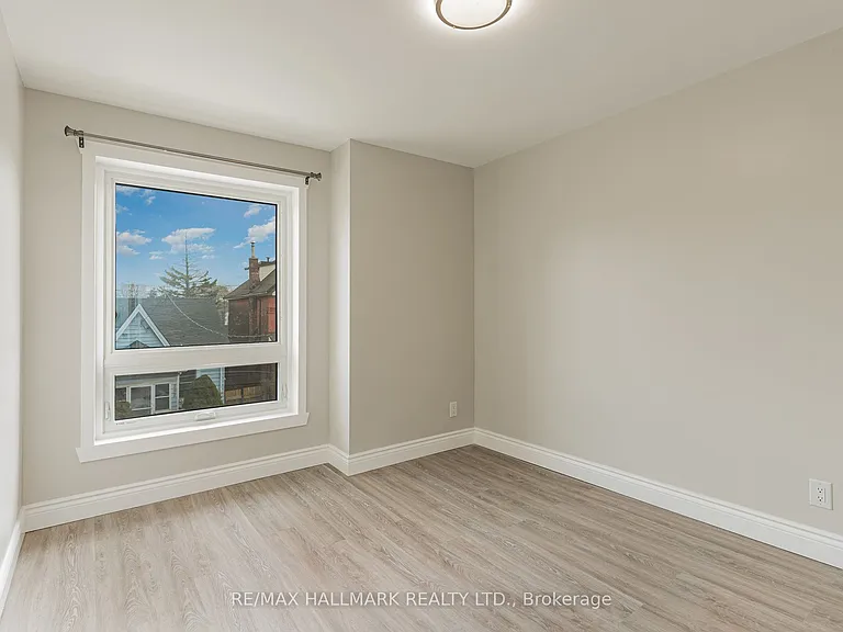 291 Emerald St N #2 — Photo 11