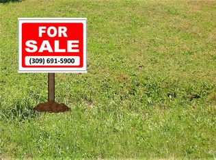 73 Oak Run Dr, Dahinda, IL 61428