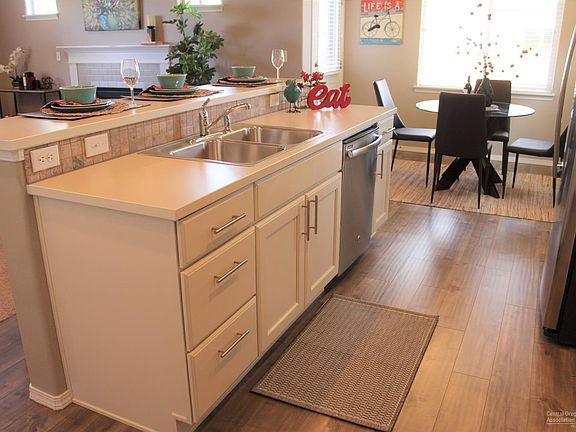 5th image of 20625 SE Meadowsweet Dr