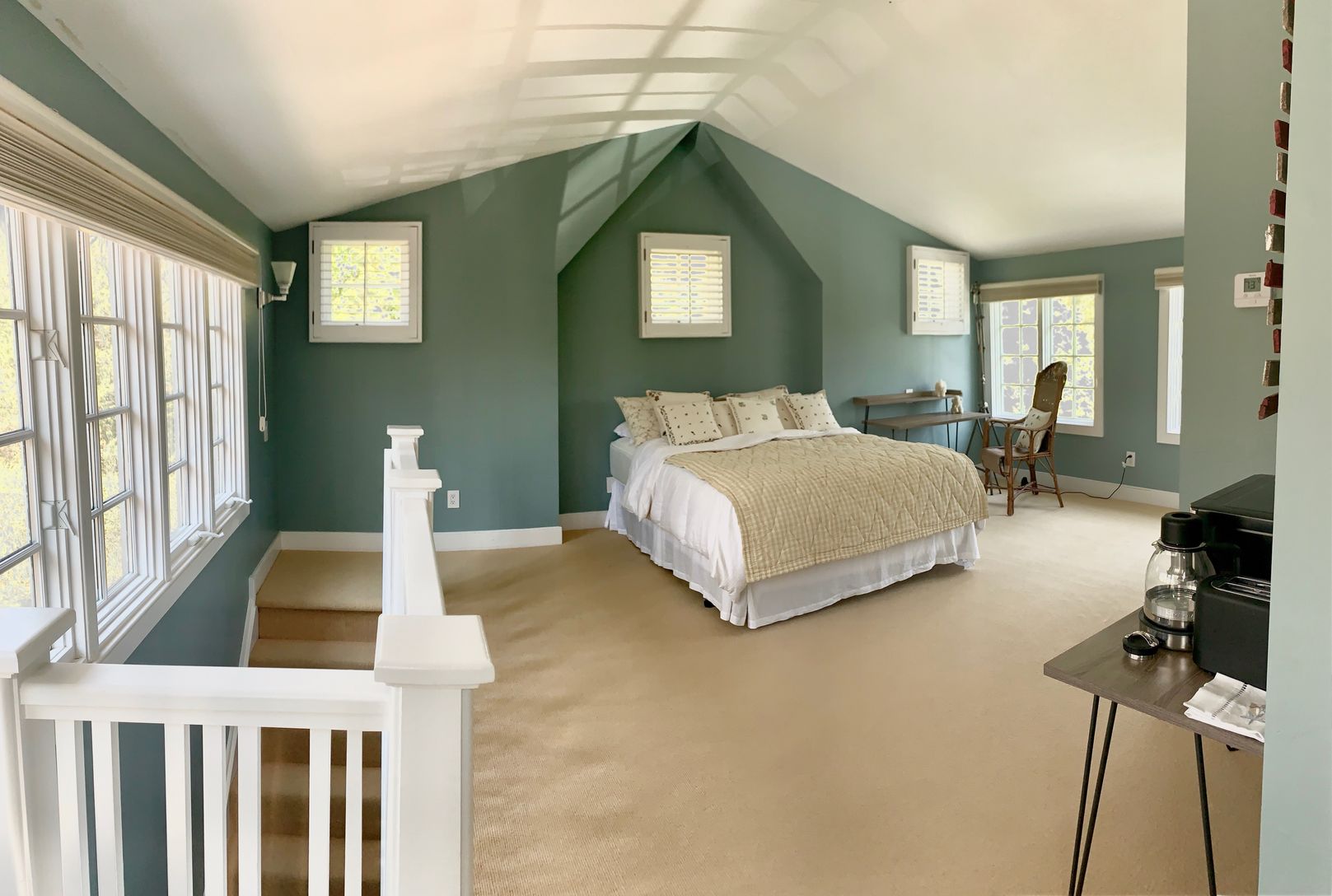  Private Annex with Separate Entrance