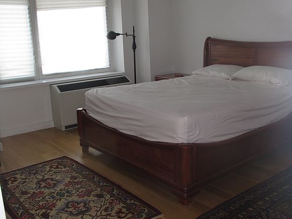 4th image of 325 5th Ave #2