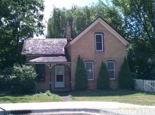 121 Main St E, Carver, MN 55315