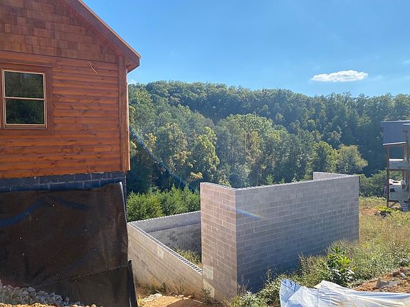 3rd image of 1 Owens Ridge Way Lot 64R